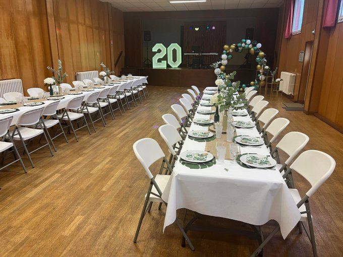 Chiffre 20 géant lumineux